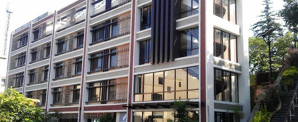 Lealea Garden Hotels - Moon Lake Yuchi Exterior photo